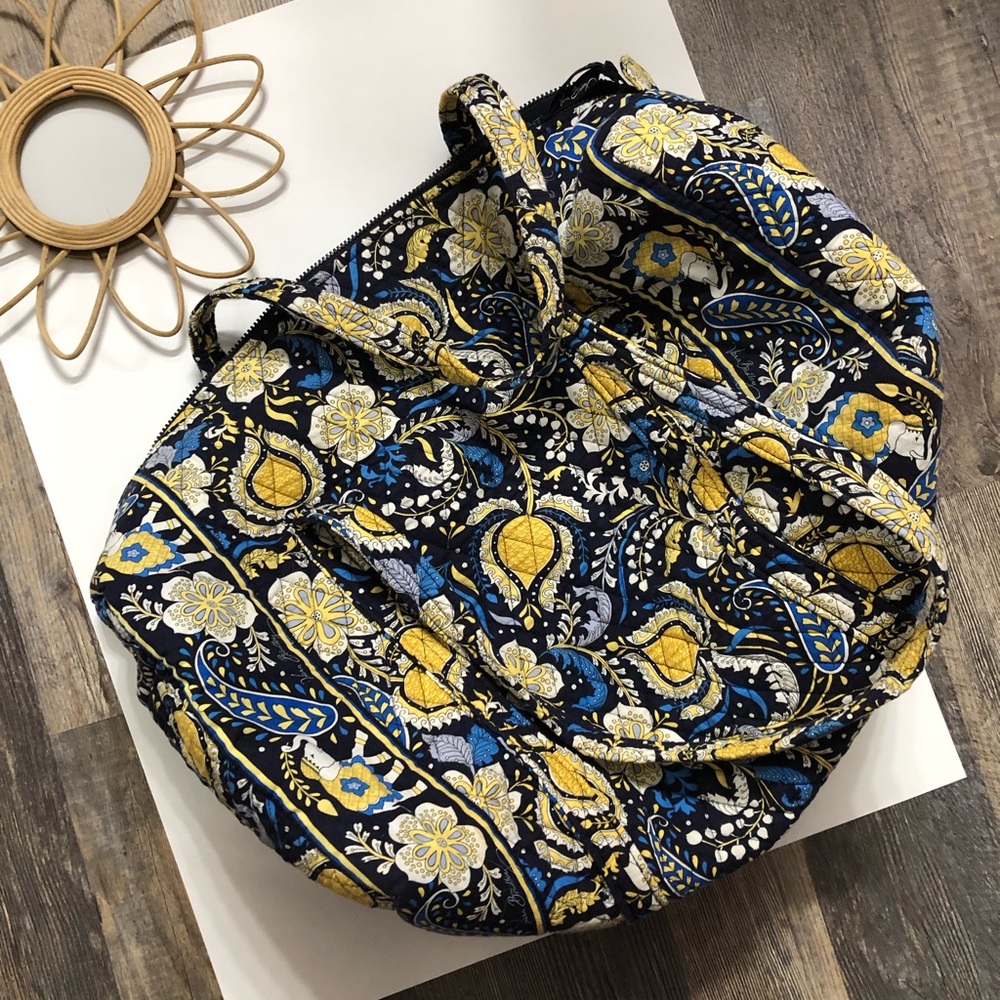 Vera Bradley duffle bag